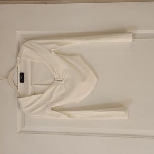 Cider V cut crop top